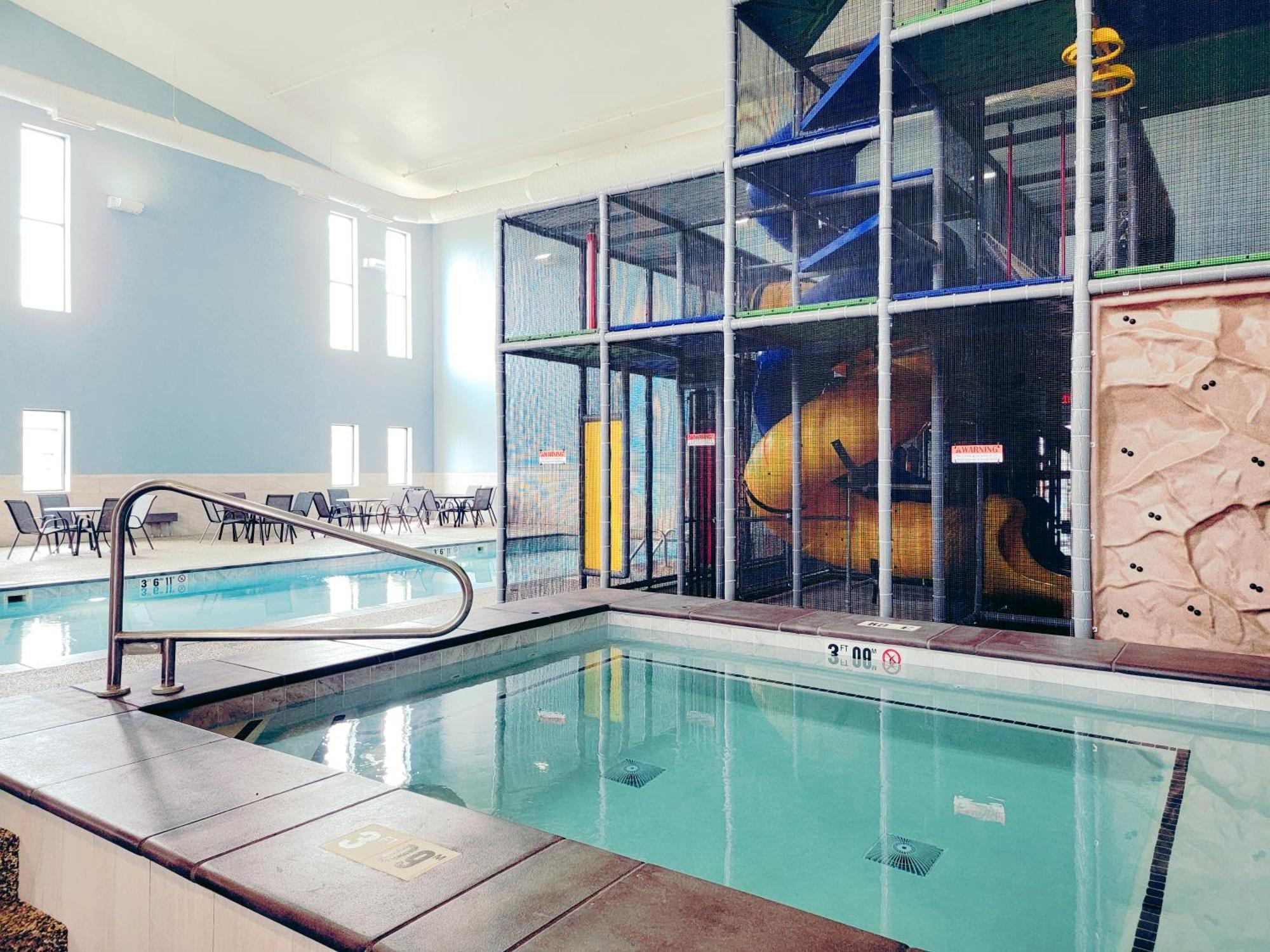 Holiday Inn Express Hotel & Suites Sioux Falls-Brandon By Ihg Exteriör bild