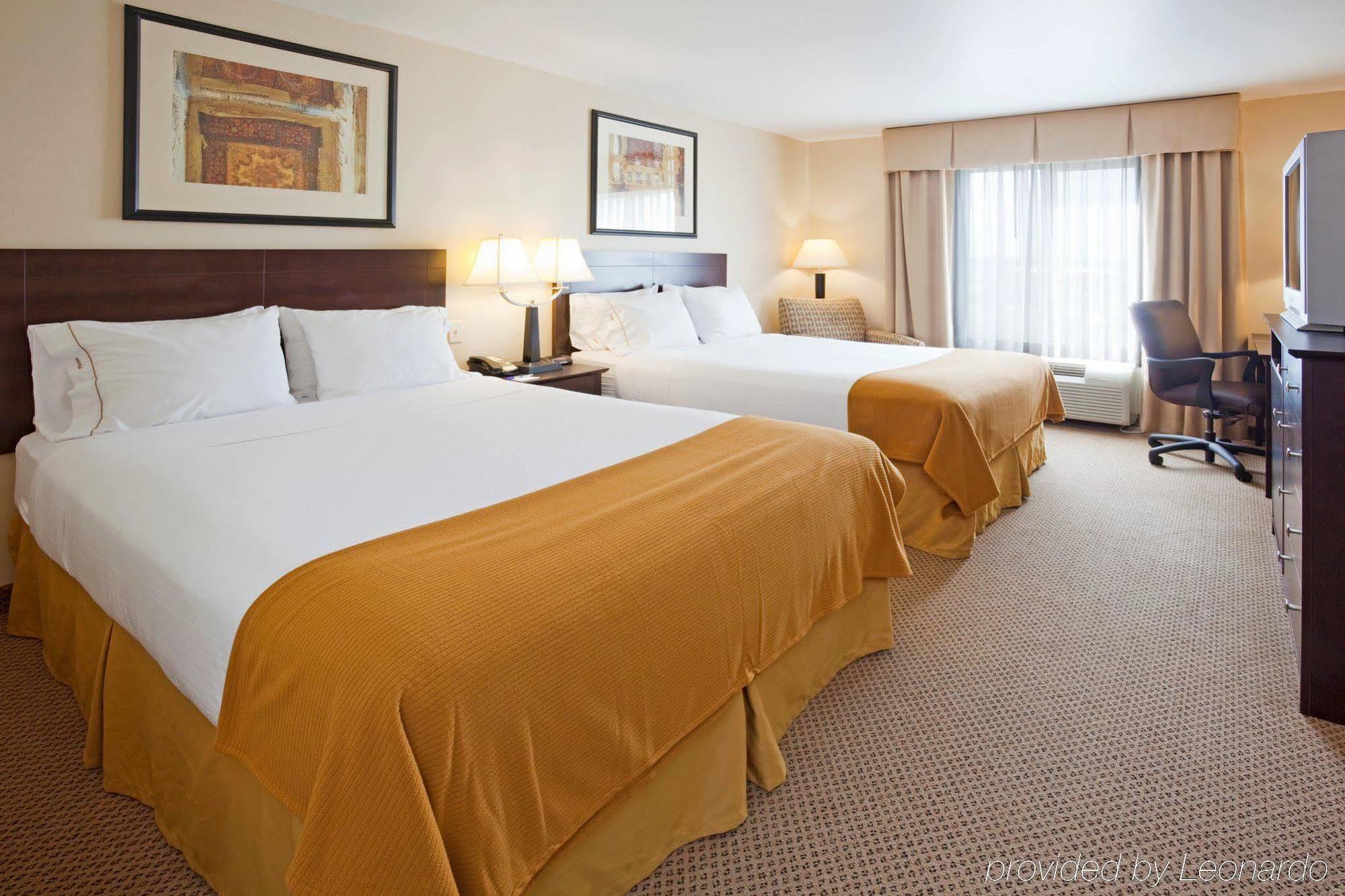 Holiday Inn Express Hotel & Suites Sioux Falls-Brandon By Ihg Rum bild